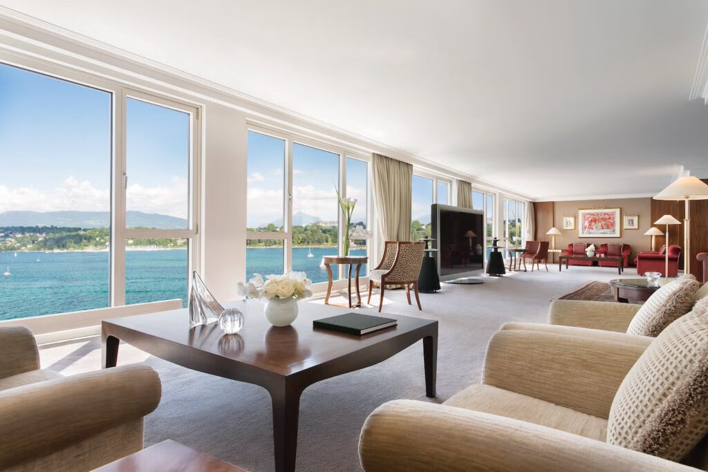 Opulent Suites - 2